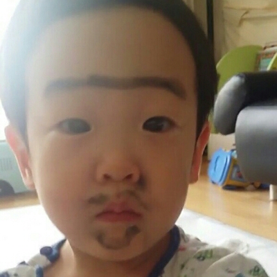 아기다리고기 프로필