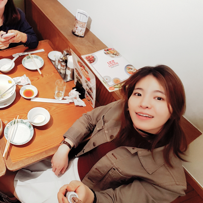 adelecorners 프로필