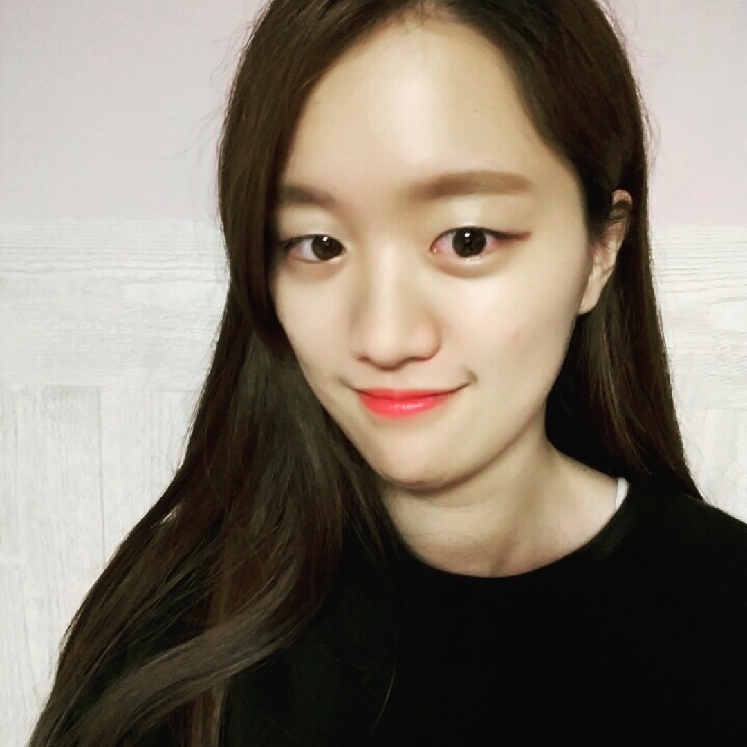 랴빙이 프로필