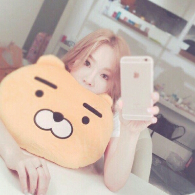 진ee 프로필