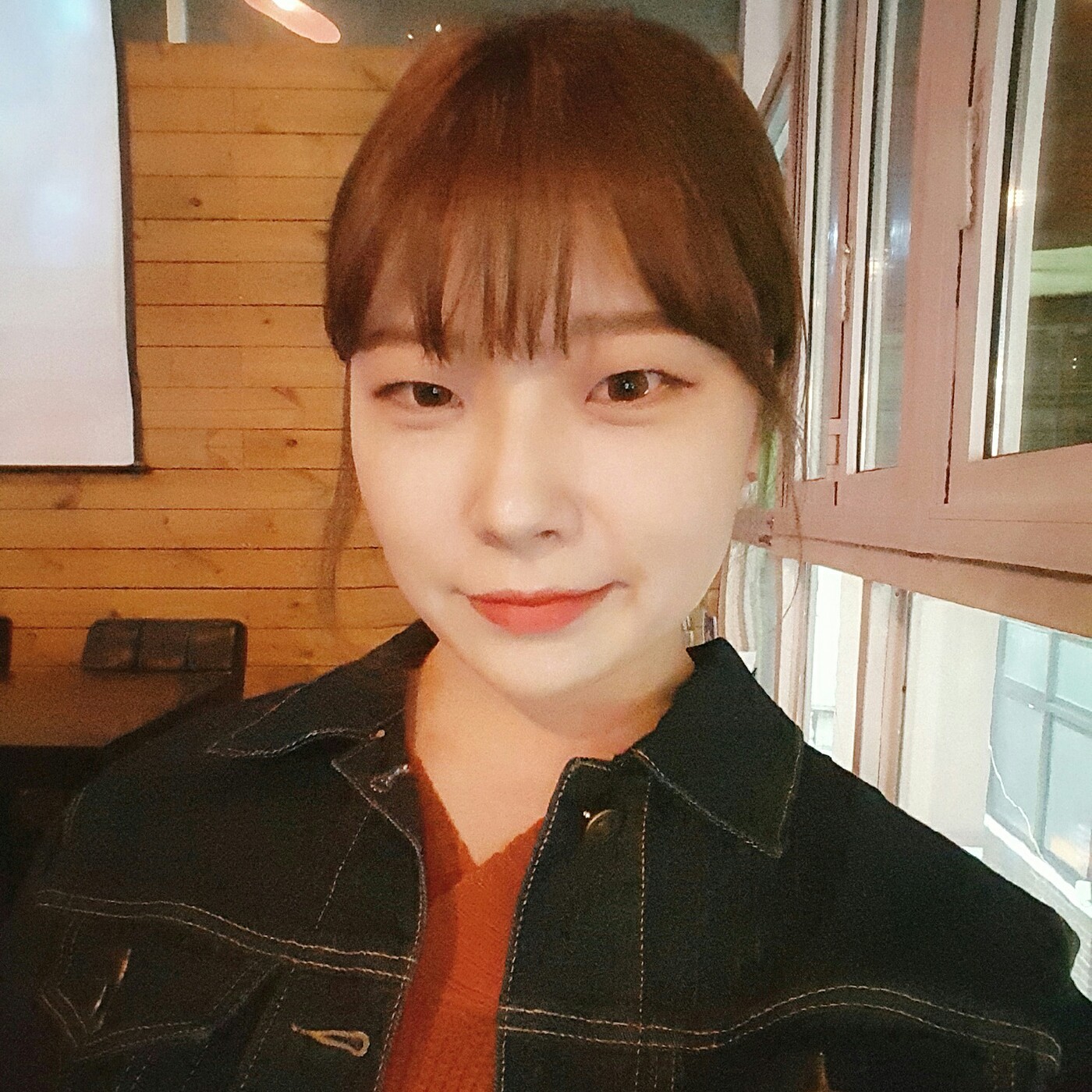 윤니 프로필