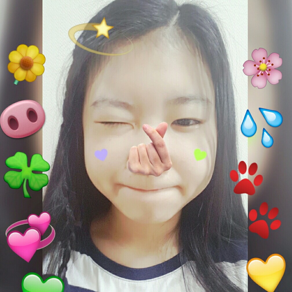 릴리나현쓰 프로필