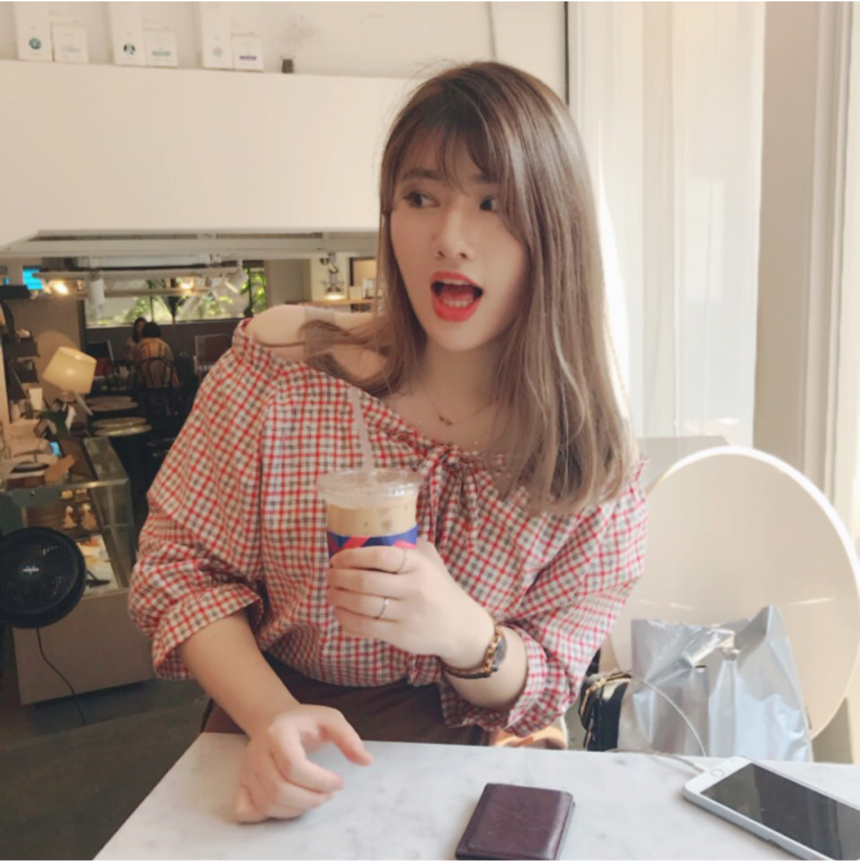 프리즈마 프로필