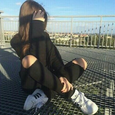 예쁘면다야 프로필