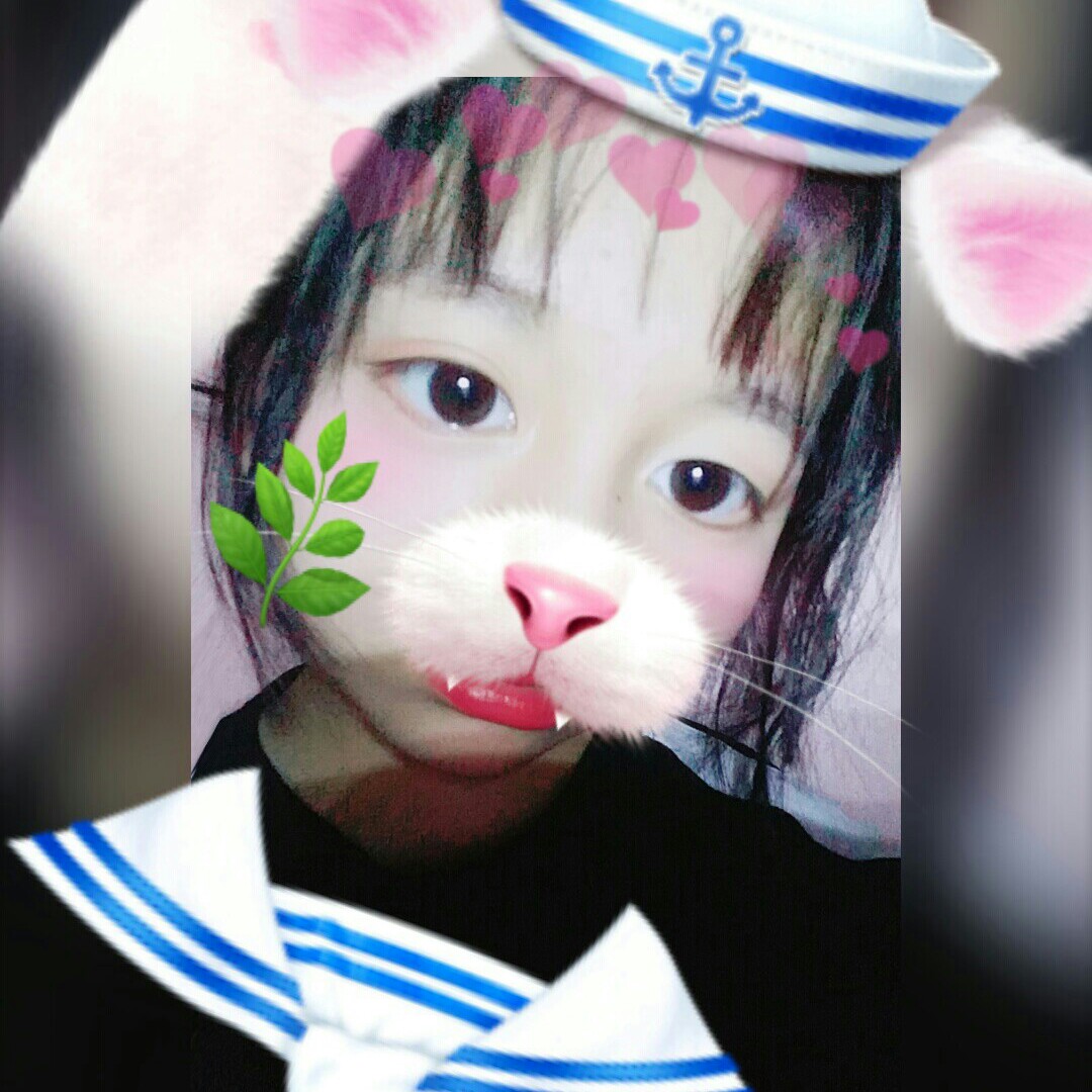 이뻐지구시픈중학쨍 프로필