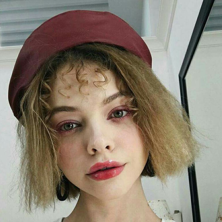 애래닫 프로필