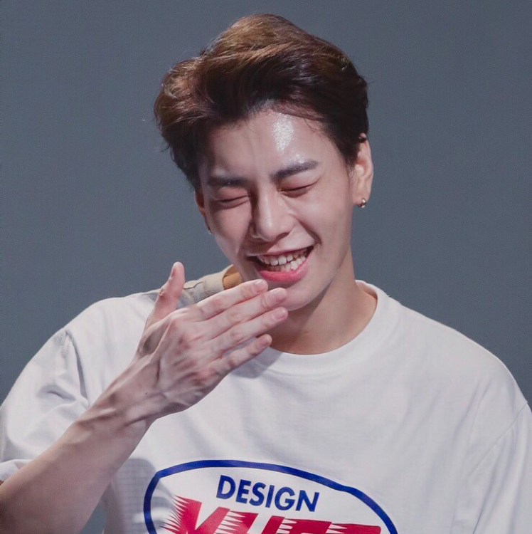 토탈리18 프로필