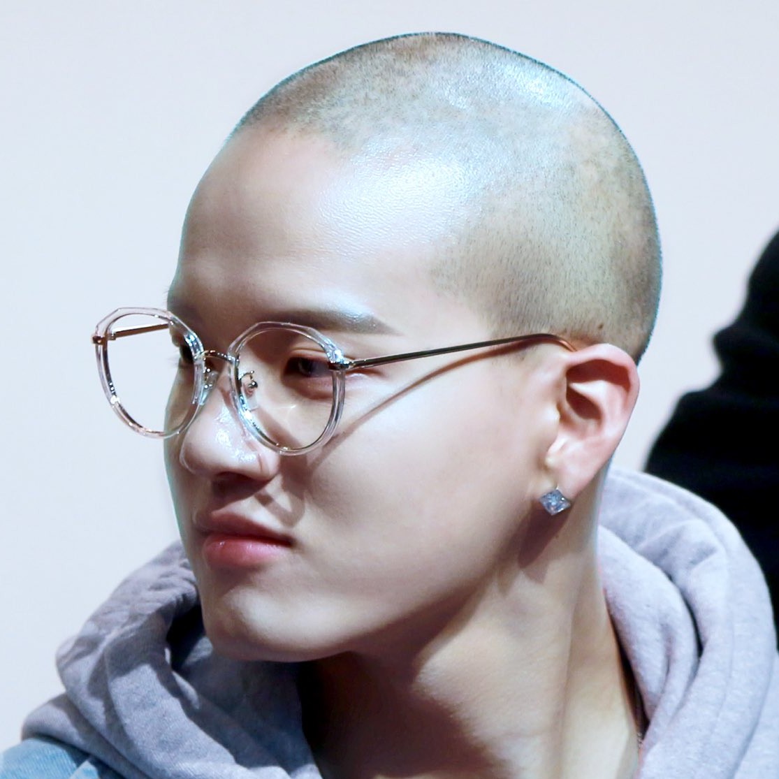 비뚜비뚜 프로필