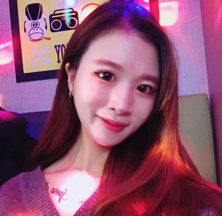 이으네 프로필
