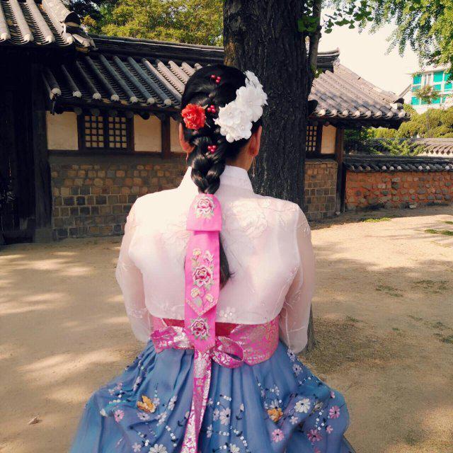 초동잌 프로필