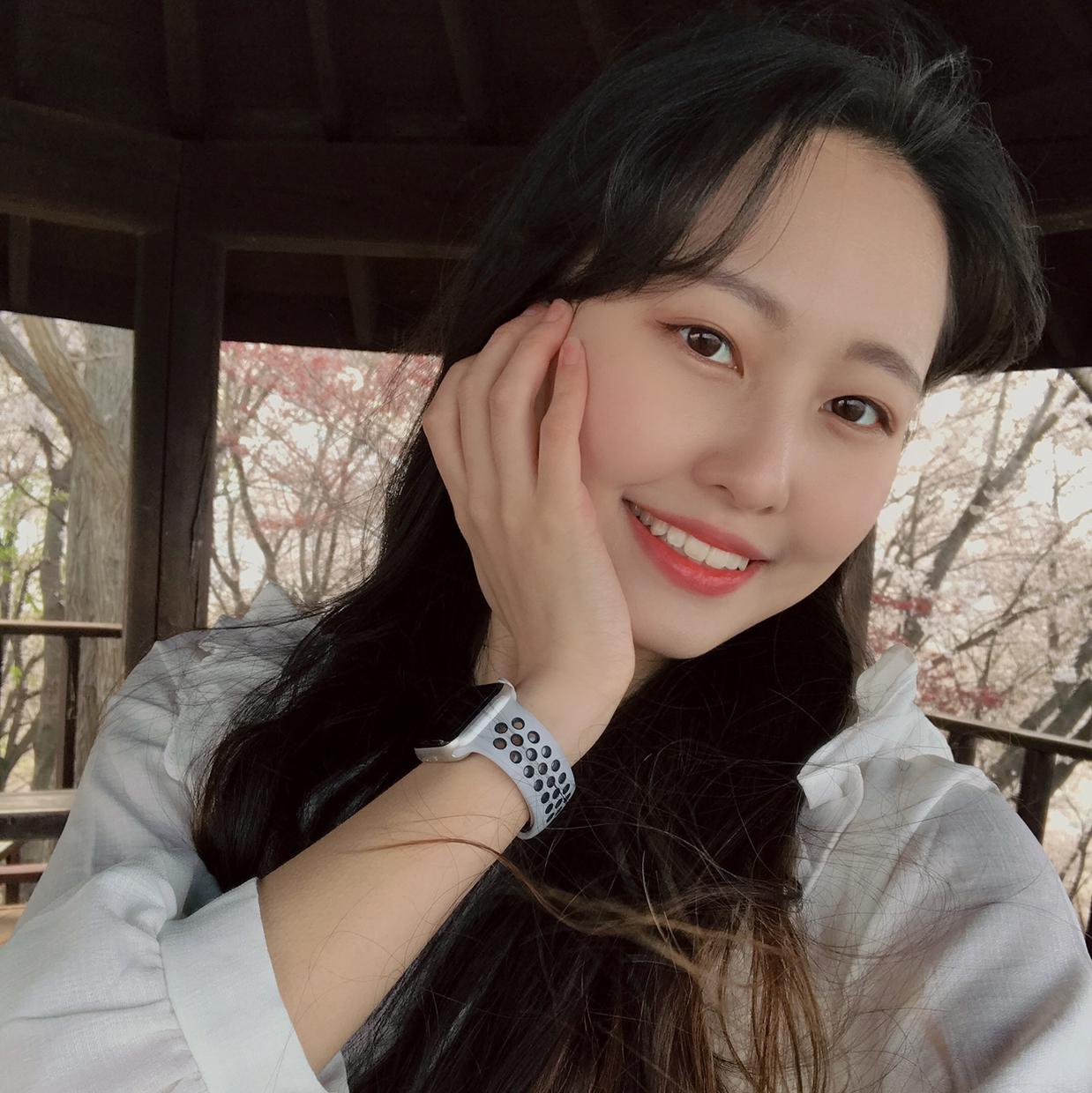 윤쿰이 프로필