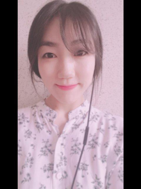 INA. 프로필