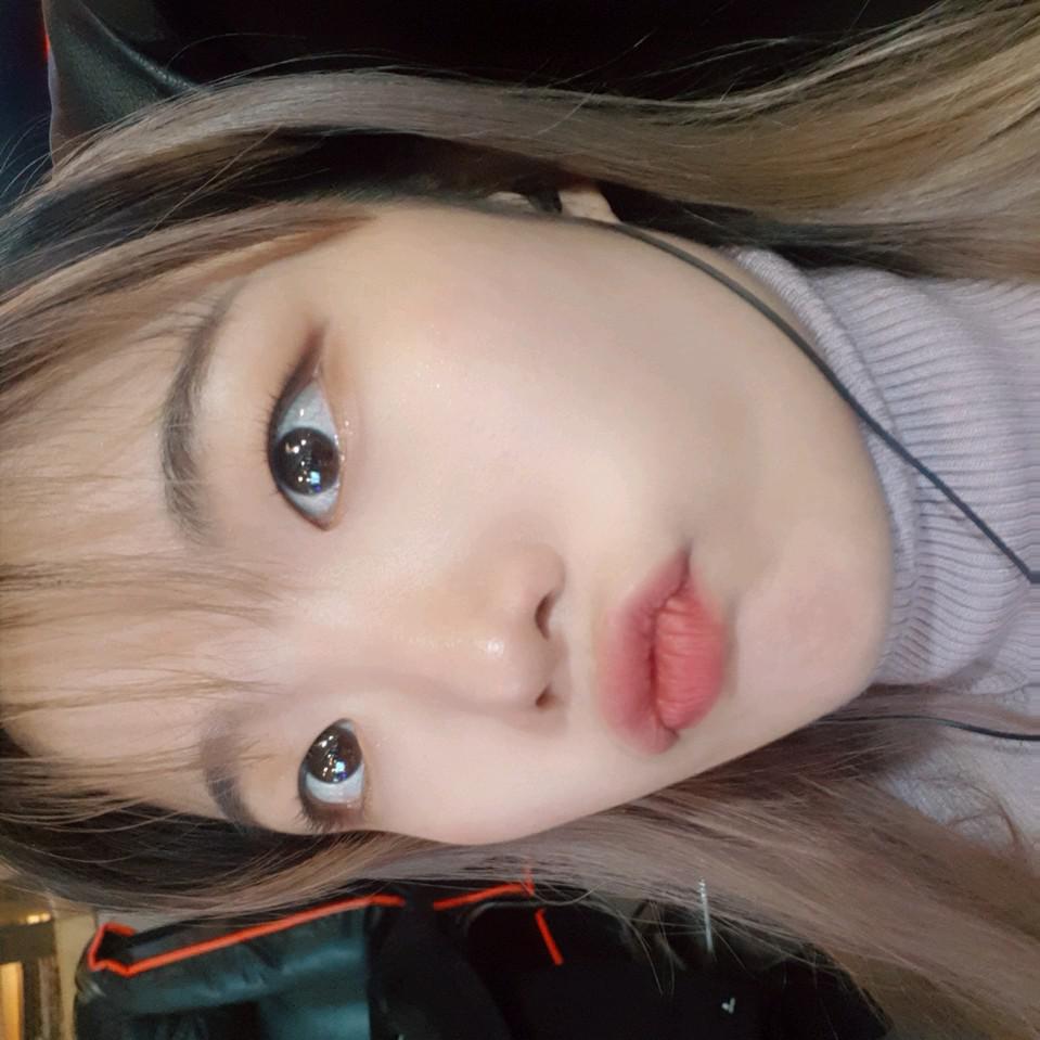 나닌이 프로필