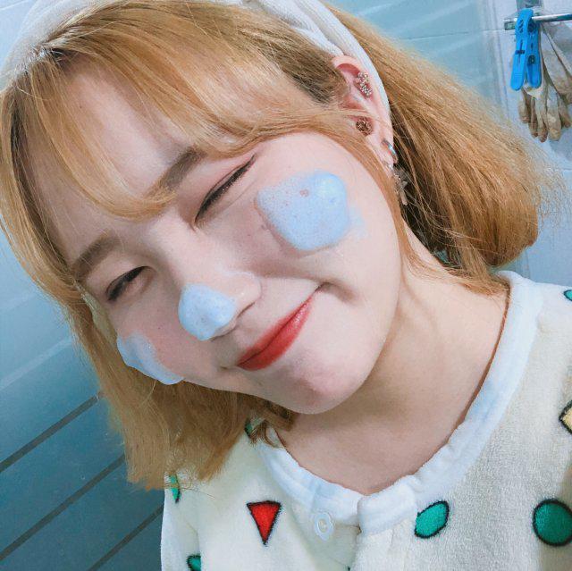 귀요미등장히히 프로필
