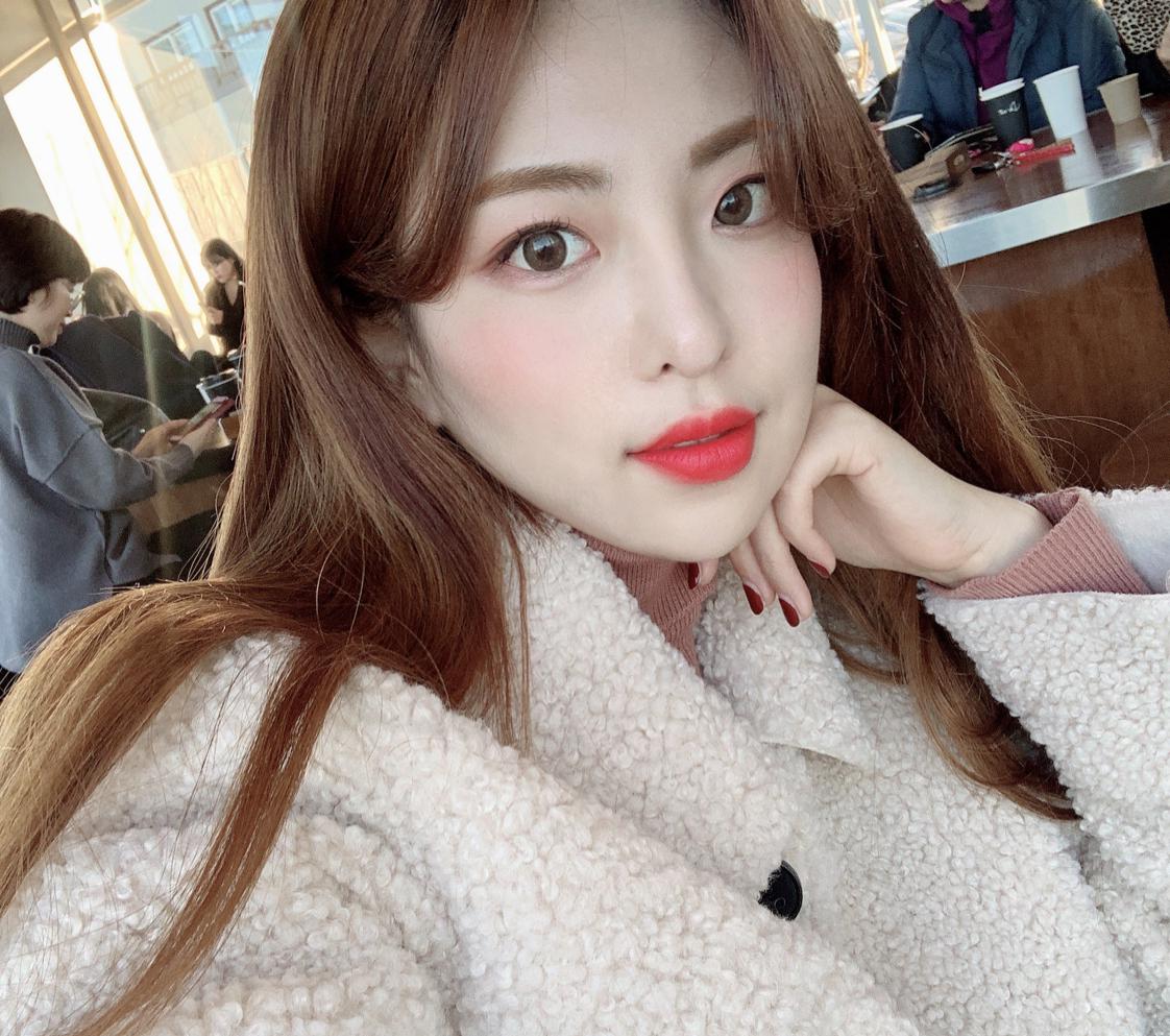 꼰닝아 프로필