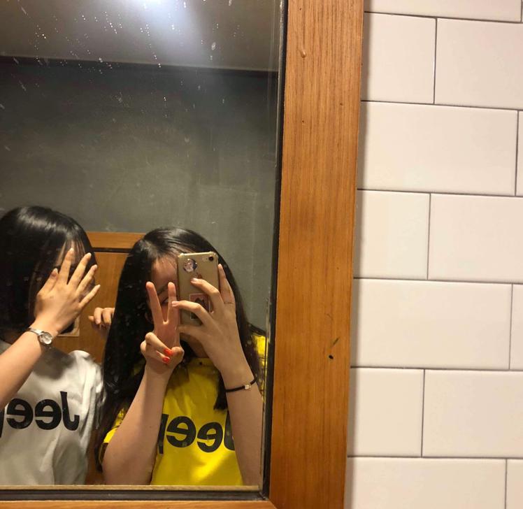 klklkl9821 프로필