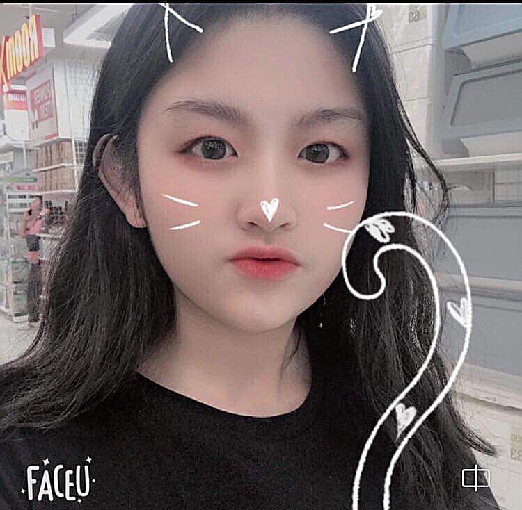 챎'S 프로필