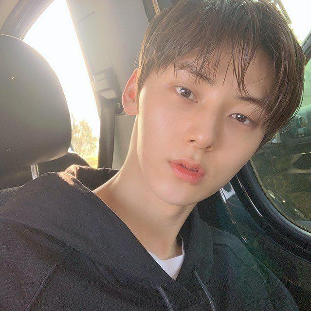 박우진1102 프로필