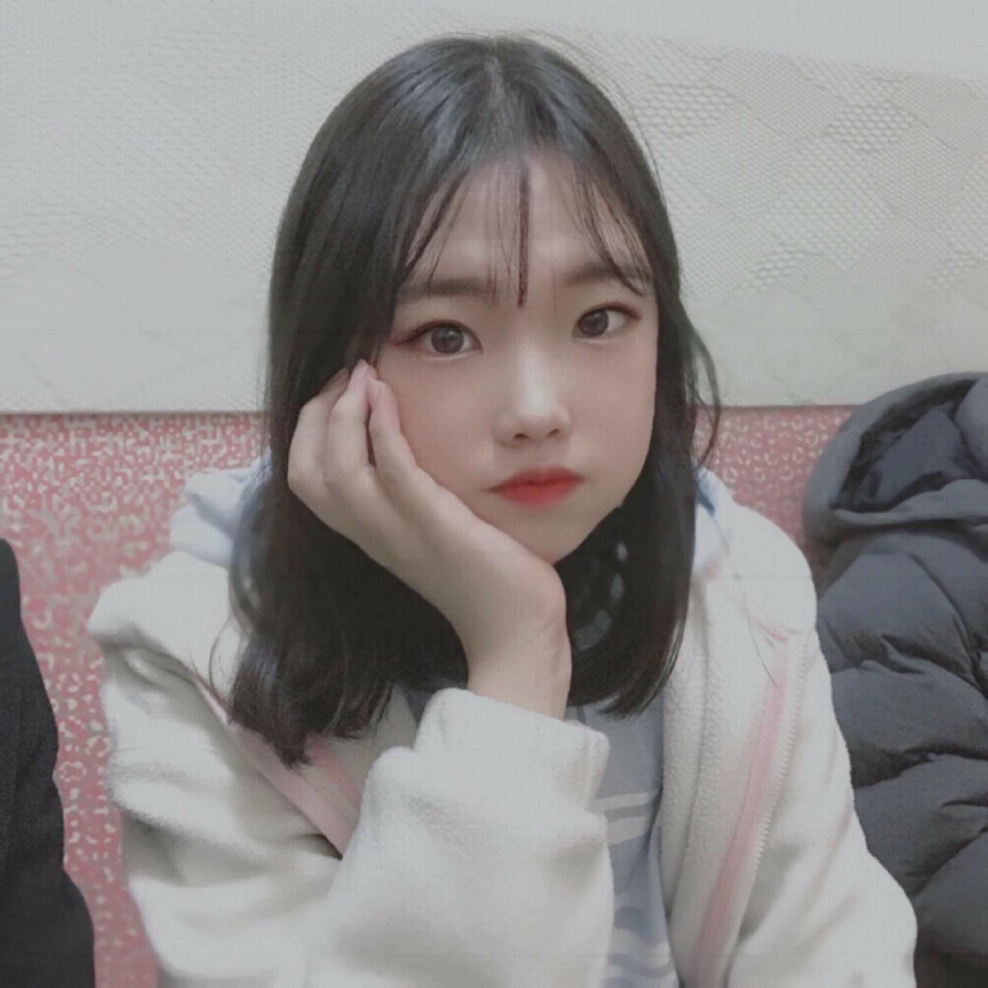 J.Y.J 프로필