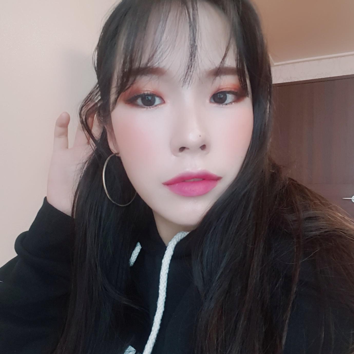 묘니이 프로필