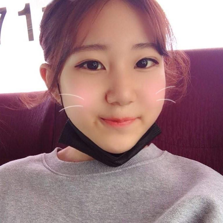 닉수아 프로필