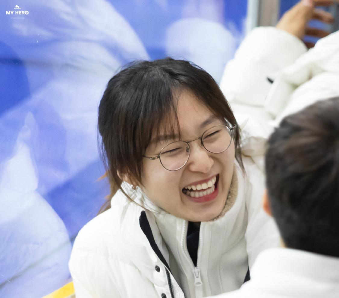 UAENA 프로필