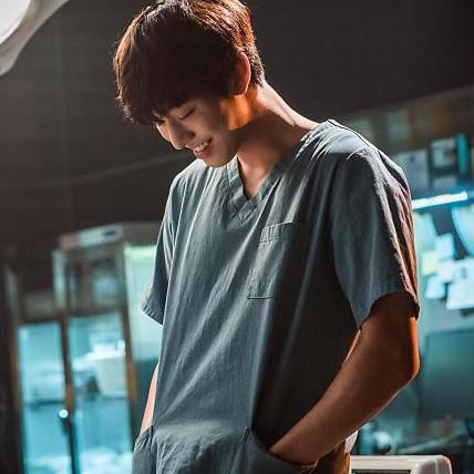 수혀이니 프로필