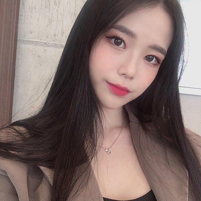 년지년지 프로필