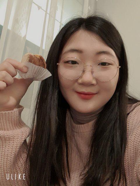 RightOne 프로필