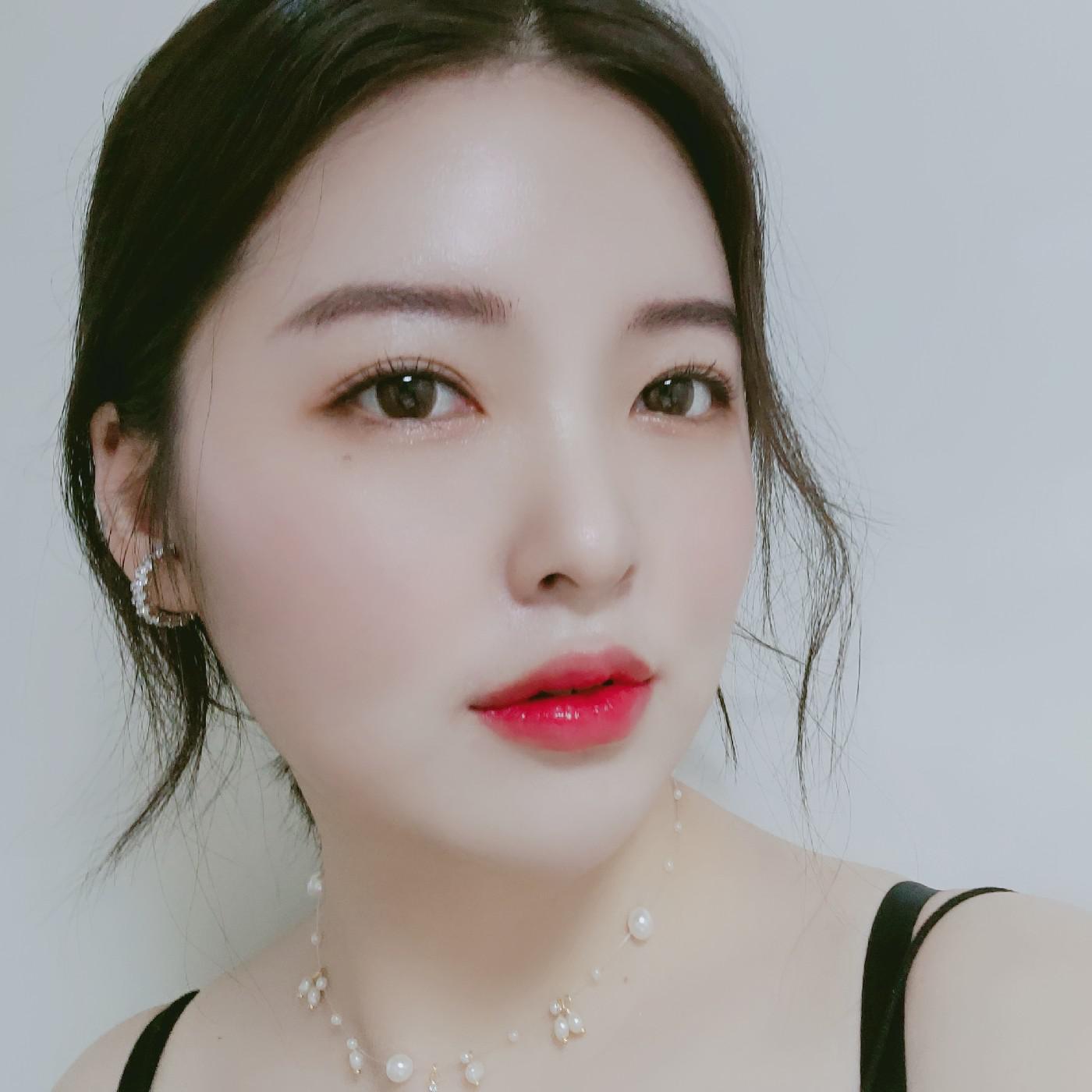 가을뮤트초코브라운 프로필