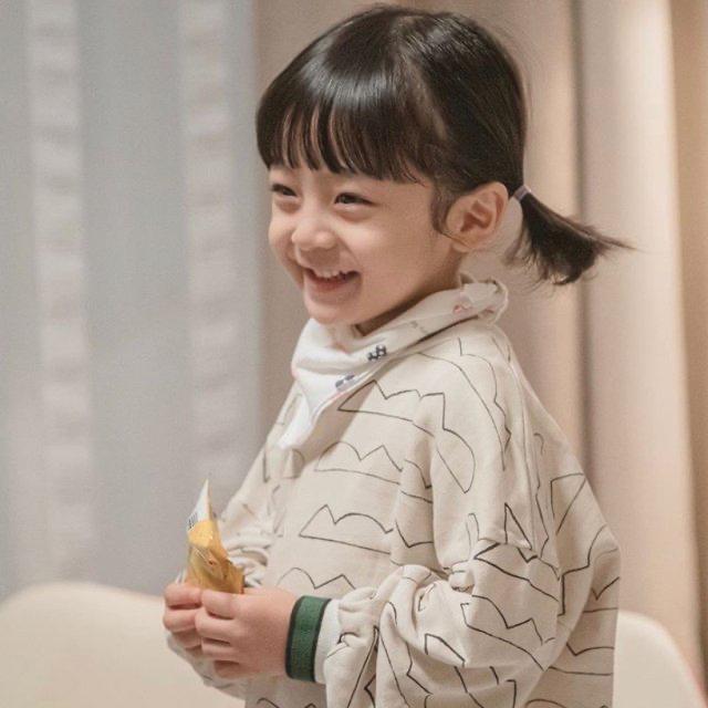 효르라기 프로필