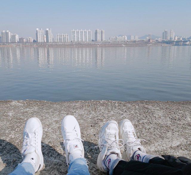 봄이:> 프로필
