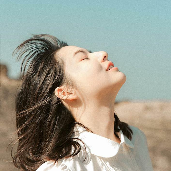 gjrdhv 프로필