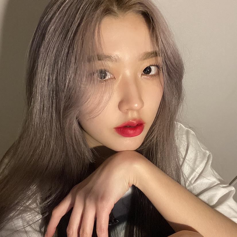 액콩 프로필
