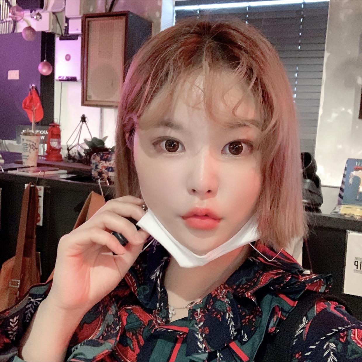 애니언니 프로필