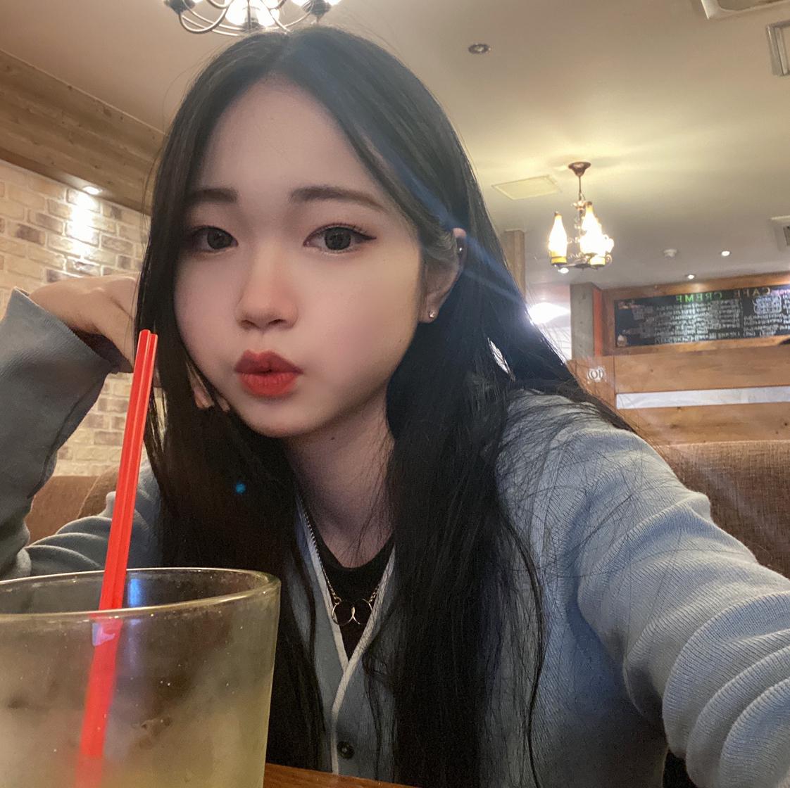 수뮈니 프로필