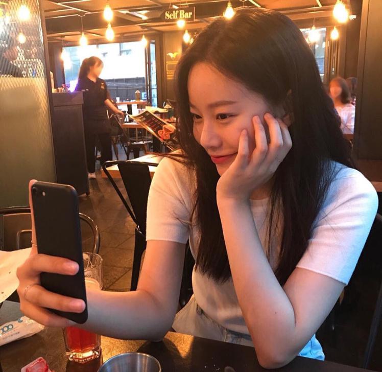 제읻 프로필