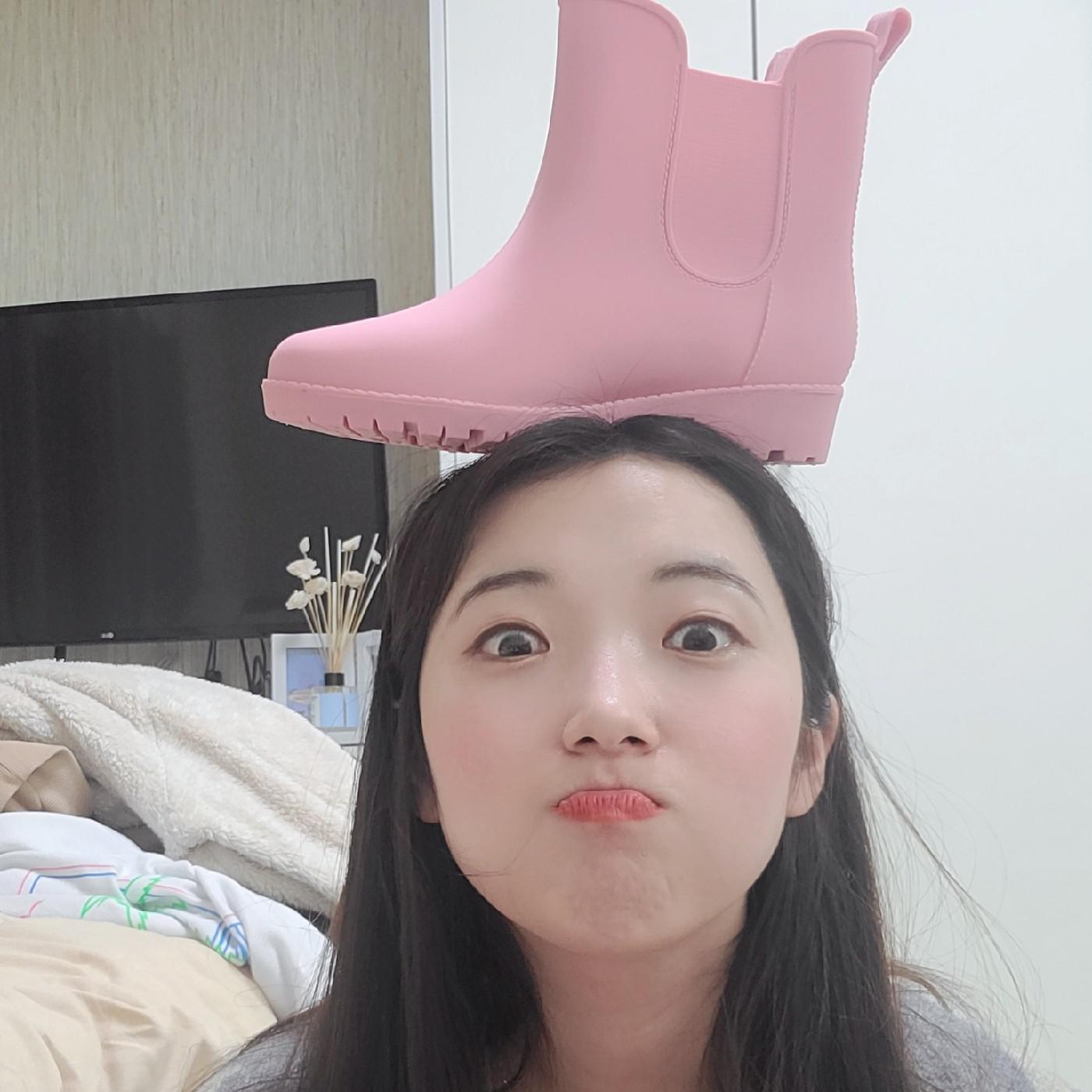 장화올린고앵이 프로필