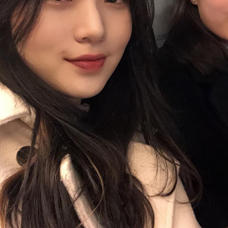 Iyoung 프로필
