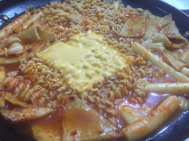 뒤뜰 프로필
