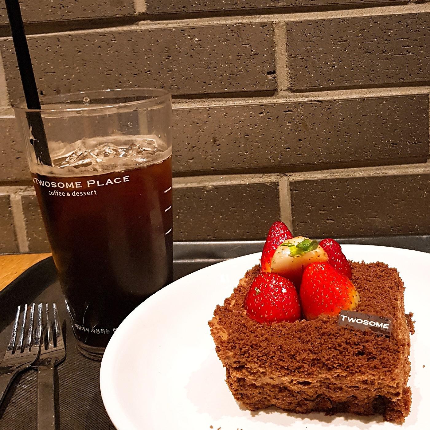 니니아르 프로필