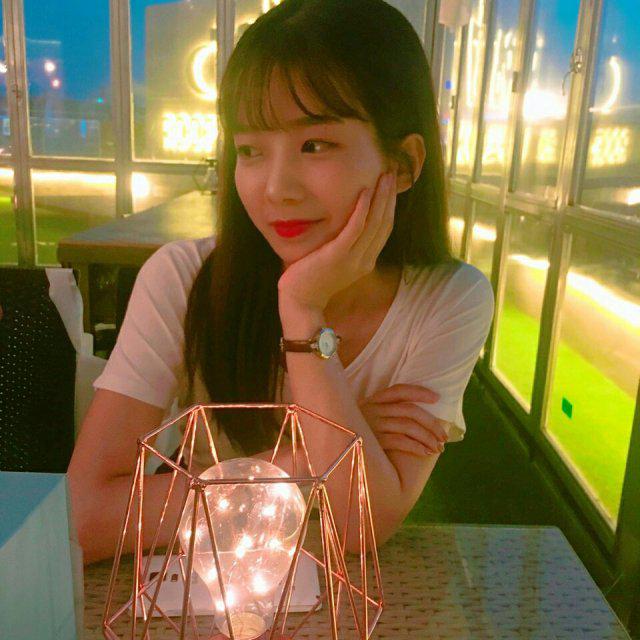 02쨩 프로필