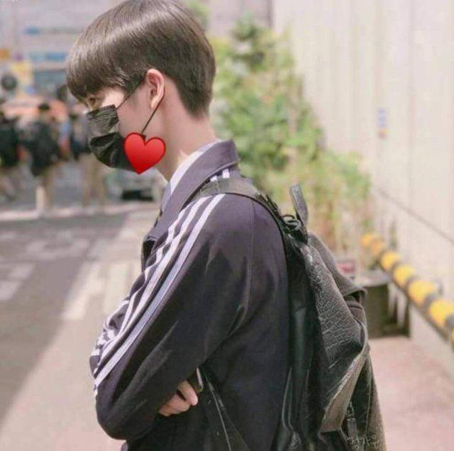 치킨닭다뤼 프로필