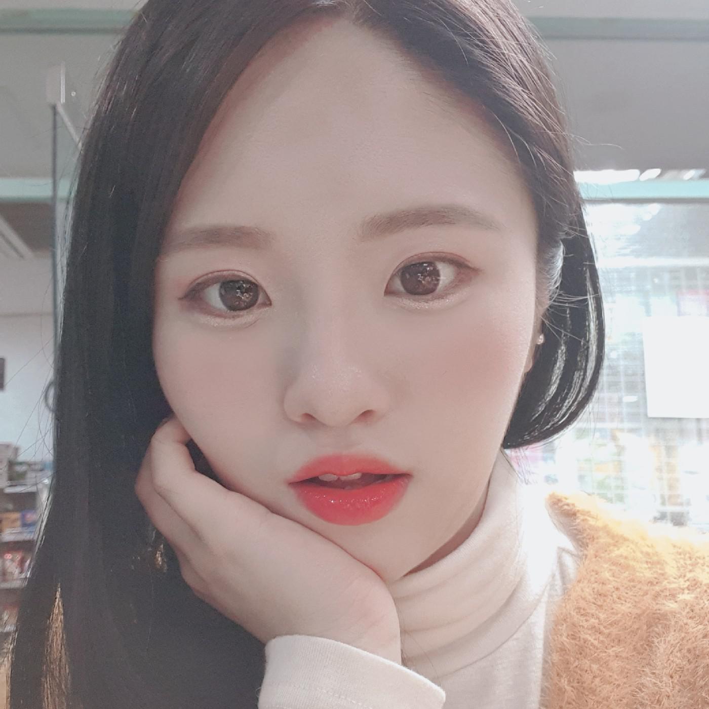 냔냘 프로필
