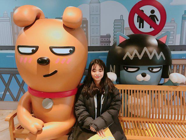 고래는웨일 프로필