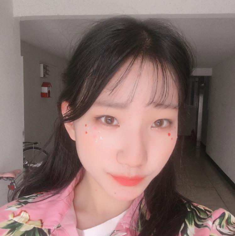 지이이츄 프로필