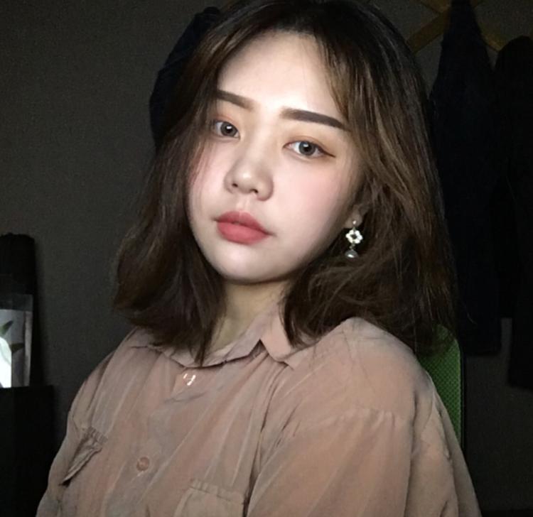 영잉공중 프로필