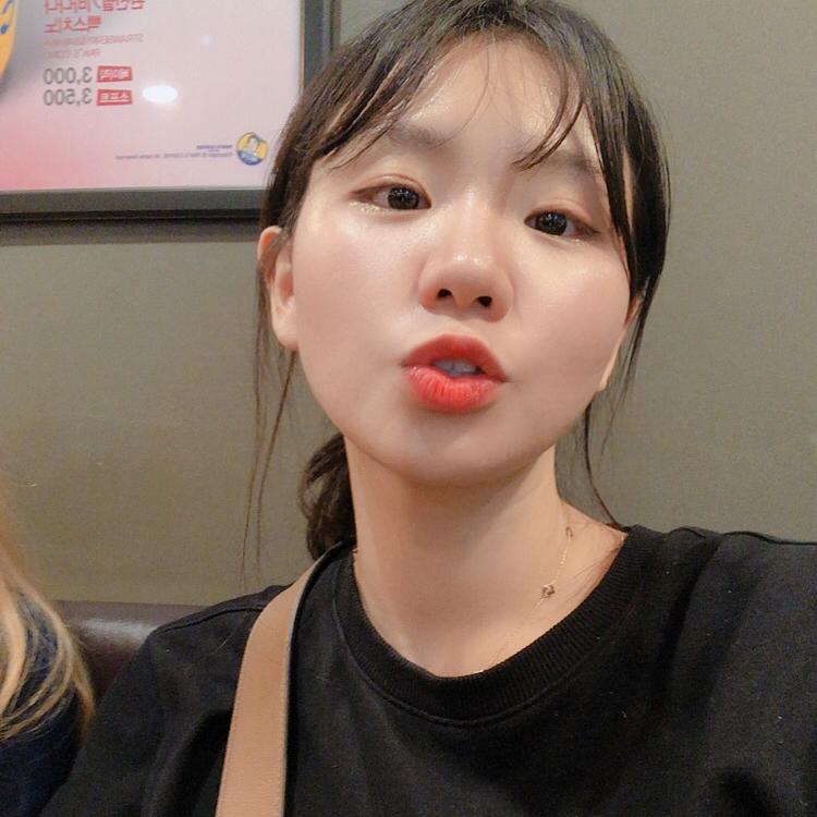 y.솜 프로필