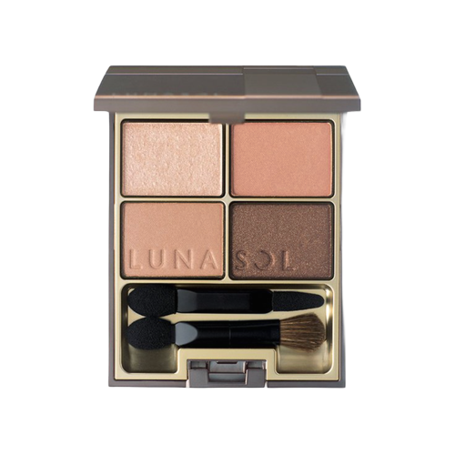 루나솔 브랜드의 제품 스킨 모델링 아이즈