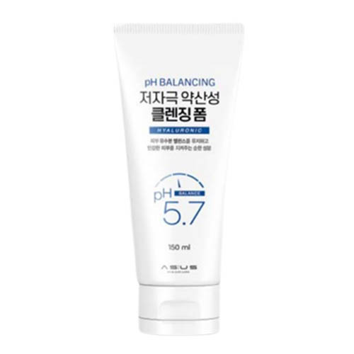 다이소 브랜드의 제품 약산성 ph 클렌징폼